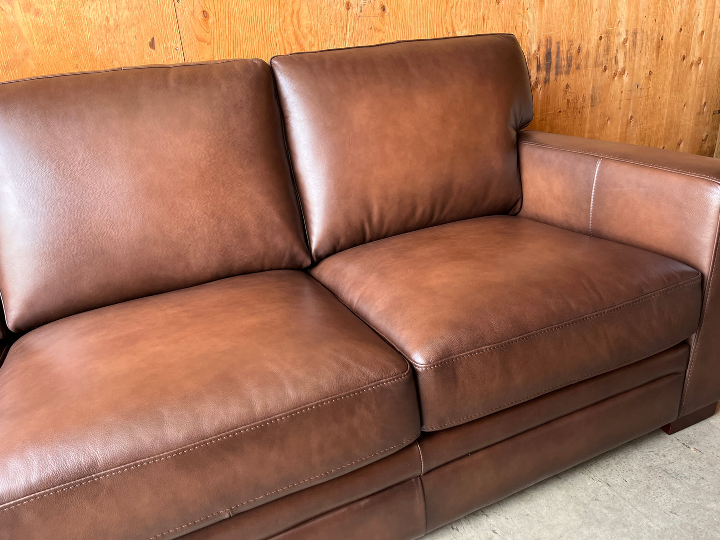 Beautiful Leather Sofa Couch